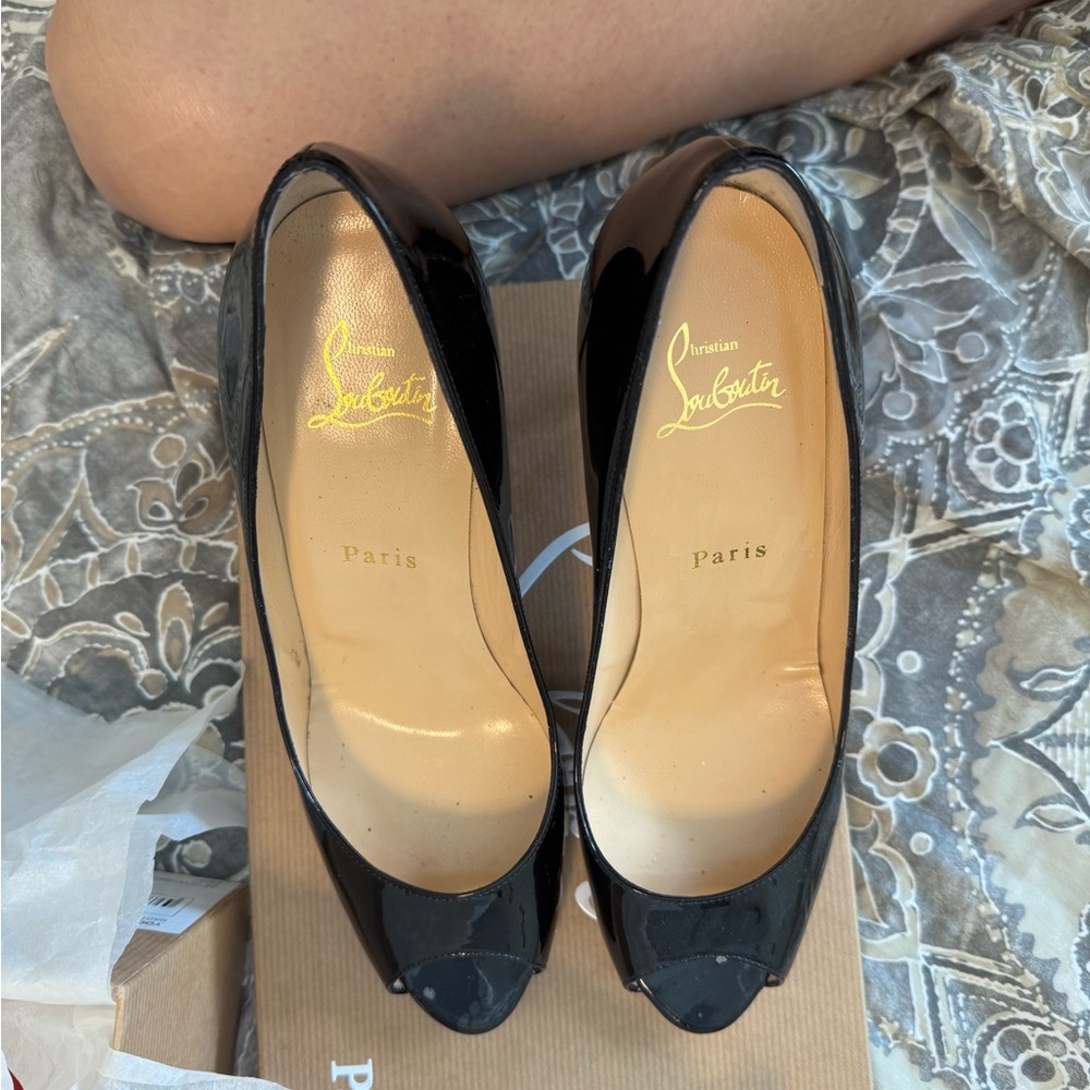 Christian Louboutin Glossy Black Peep Toe Heels Yootish 85